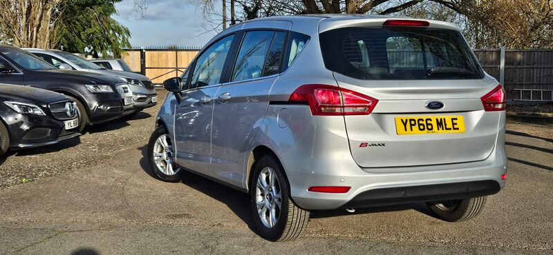 FORD B-MAX