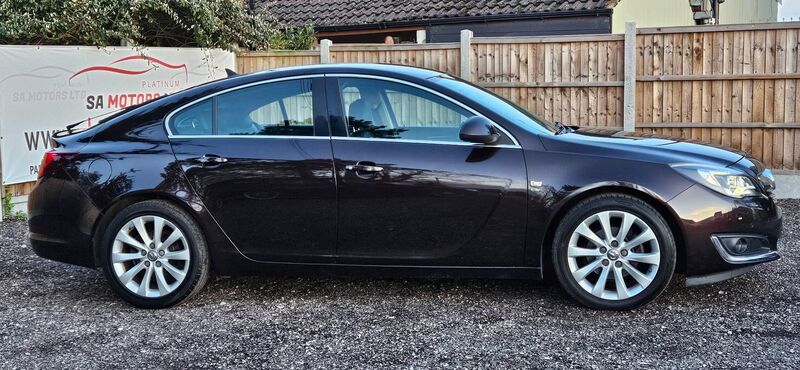 VAUXHALL INSIGNIA