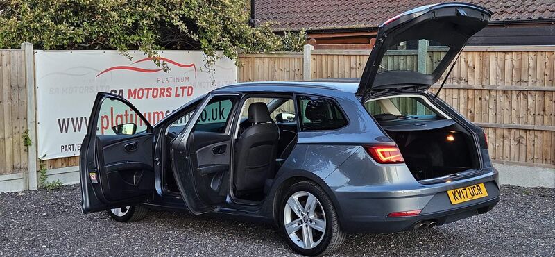 SEAT LEON