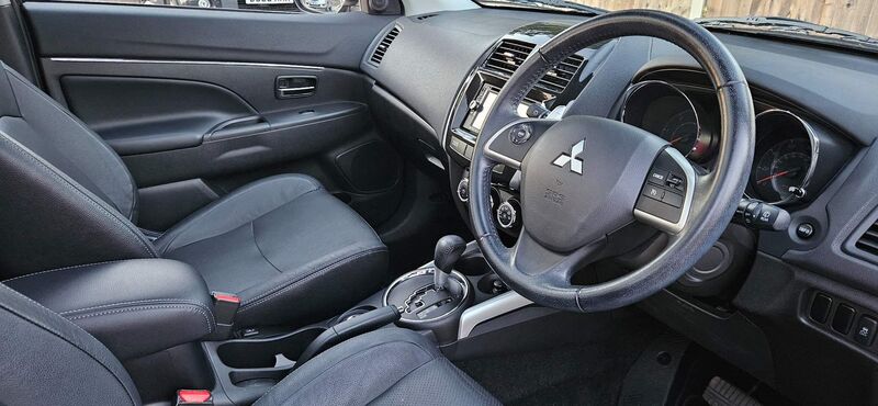 MITSUBISHI ASX