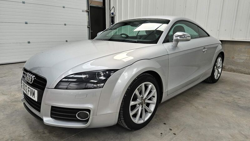 AUDI TT