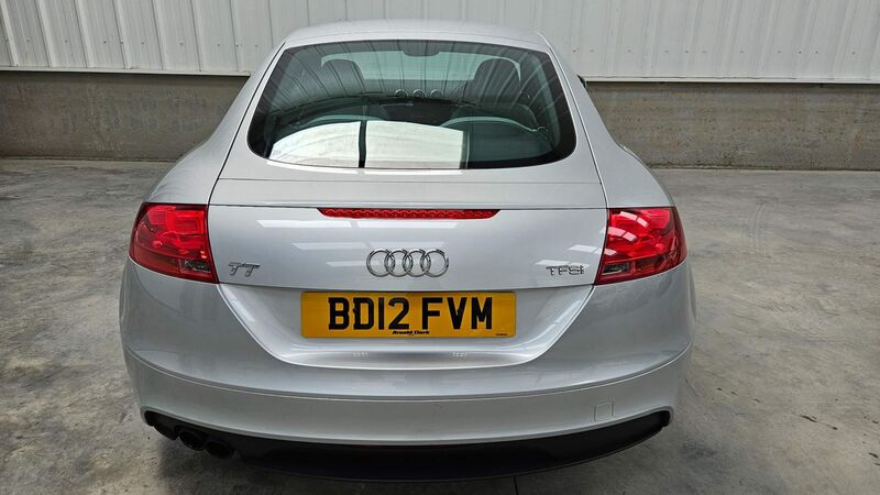 AUDI TT