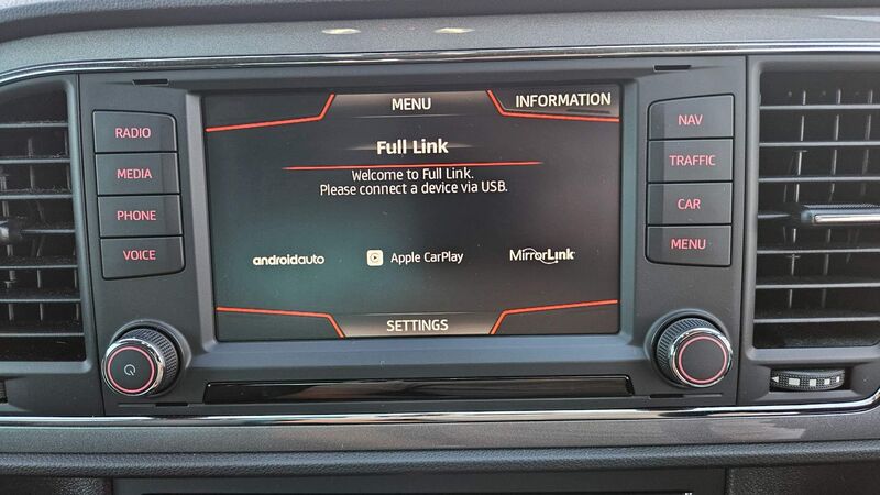 View SEAT LEON 2.0 TDI FR Technology DSG Euro 6 (s/s) 5dr