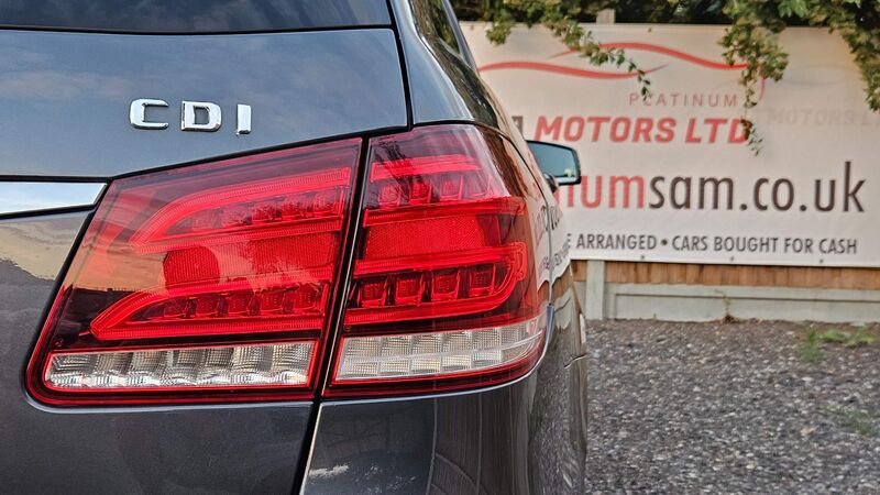 MERCEDES-BENZ E CLASS