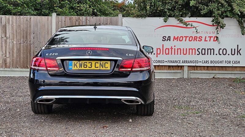 MERCEDES-BENZ E CLASS