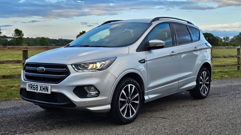 View FORD KUGA 1.5T EcoBoost ST-Line Euro 6 (s/s) 5dr