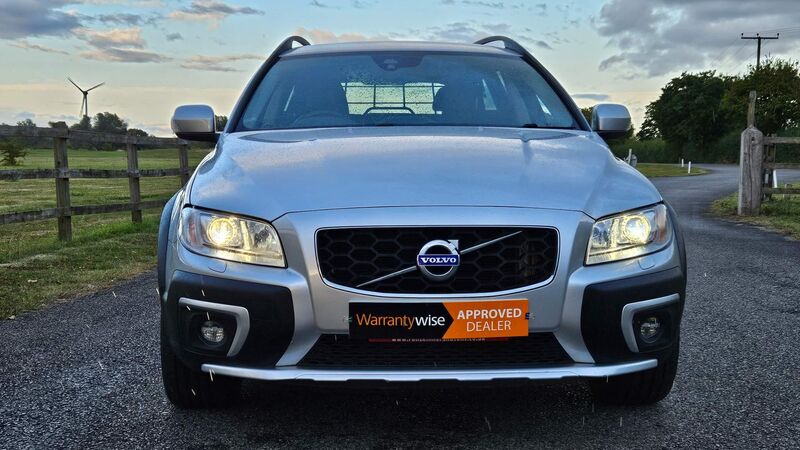 VOLVO XC70