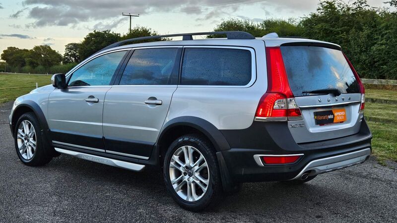 VOLVO XC70