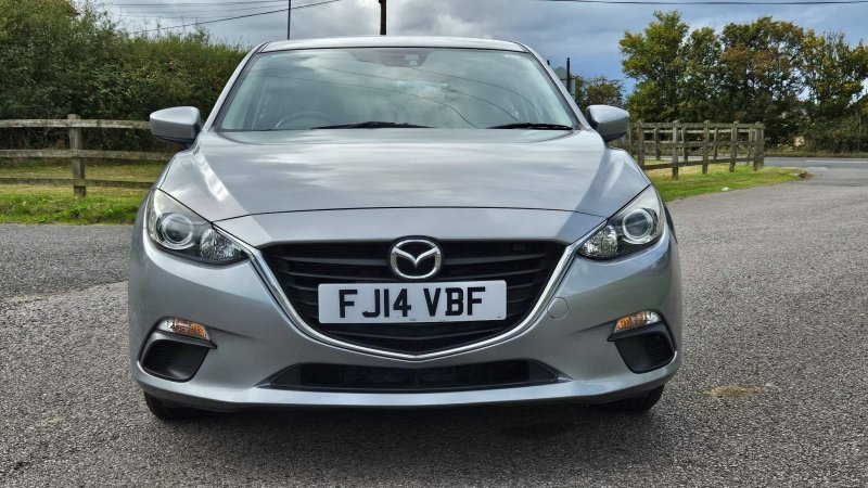 MAZDA MAZDA3