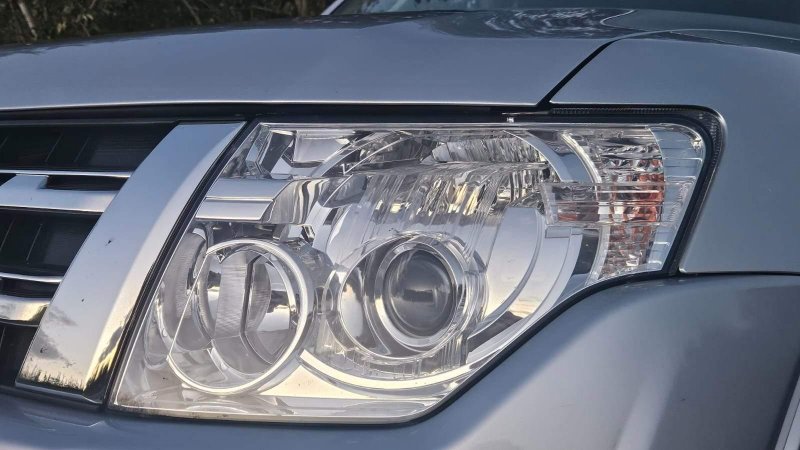 MITSUBISHI SHOGUN