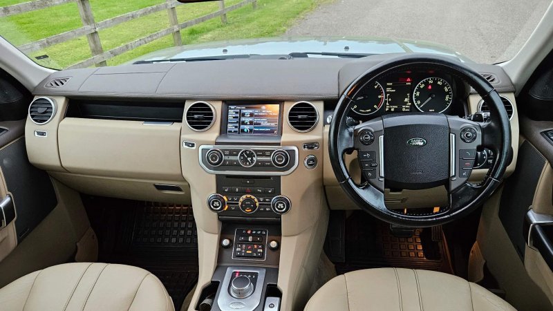 LAND ROVER DISCOVERY 4