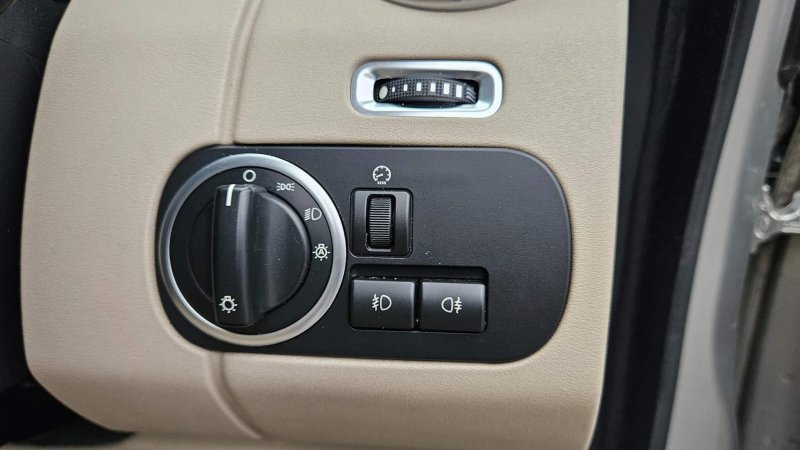 LAND ROVER DISCOVERY 4