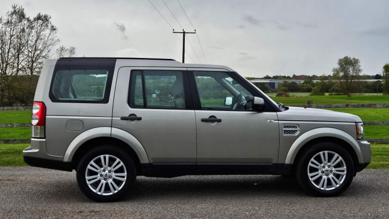 LAND ROVER DISCOVERY 4