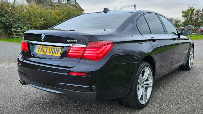 BMW 7 SERIES