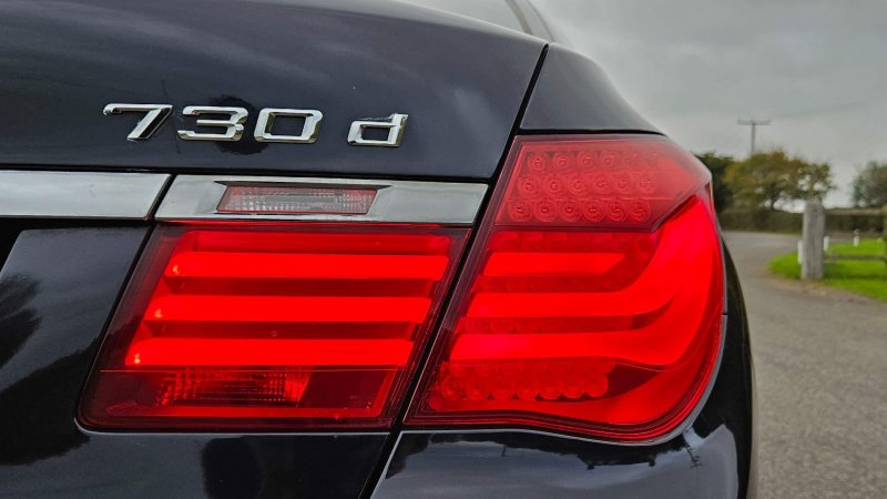 BMW 7 SERIES