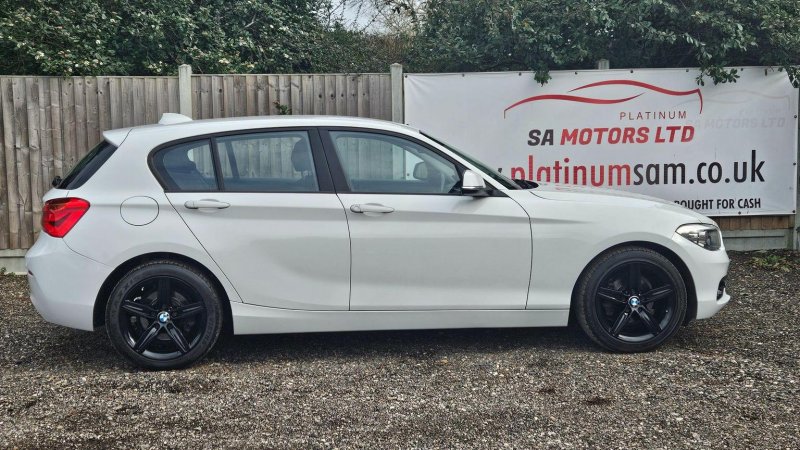 BMW 1 SERIES