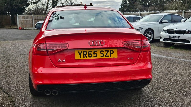 AUDI A4