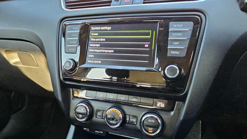 SKODA OCTAVIA