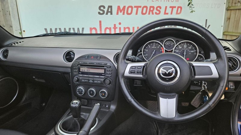 MAZDA MX-5