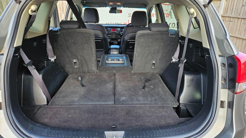 View KIA CARENS 1.7 CRDi 2 DCT Euro 6 (s/s) 5dr
