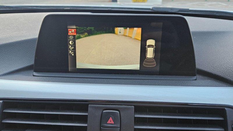 View BMW 3 SERIES 2.0 320d M Sport Touring Auto xDrive Euro 6 (s/s) 5dr