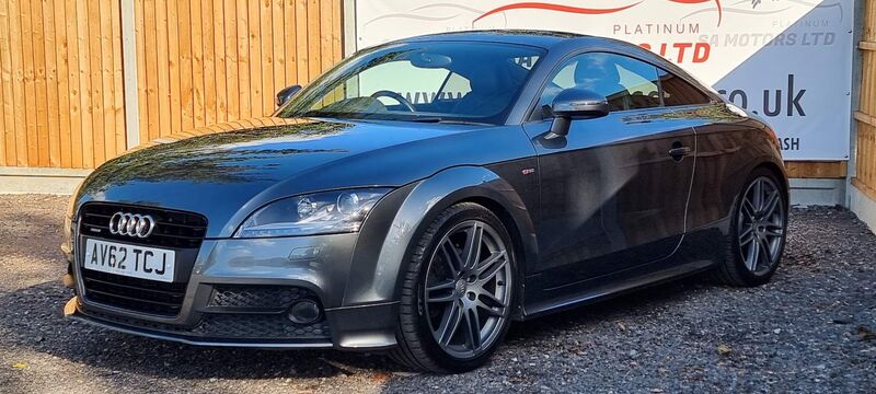 View AUDI TT 2.0 TFSI Black Edition S Tronic quattro Euro 5 (s/s) 3dr