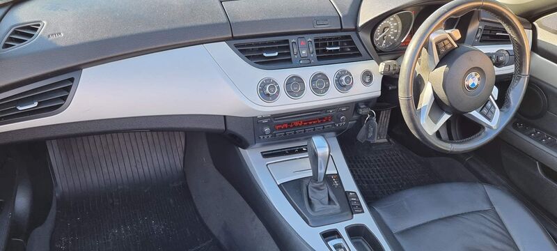 View BMW Z4 2.5 23i Auto sDrive Euro 5 2dr