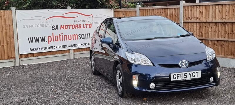 View TOYOTA PRIUS 1.8 VVT-h T3 CVT Euro 5 (s/s) 5dr