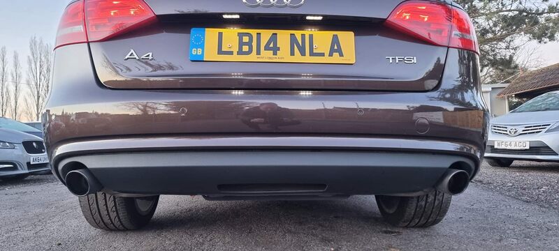 AUDI A4 AVANT