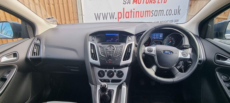 FORD FOCUS