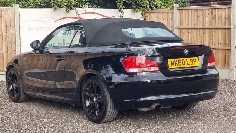 BMW 1 SERIES
