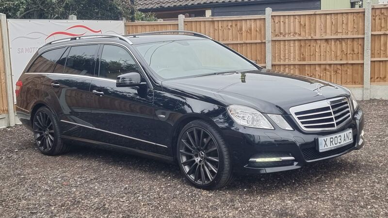 MERCEDES-BENZ E CLASS