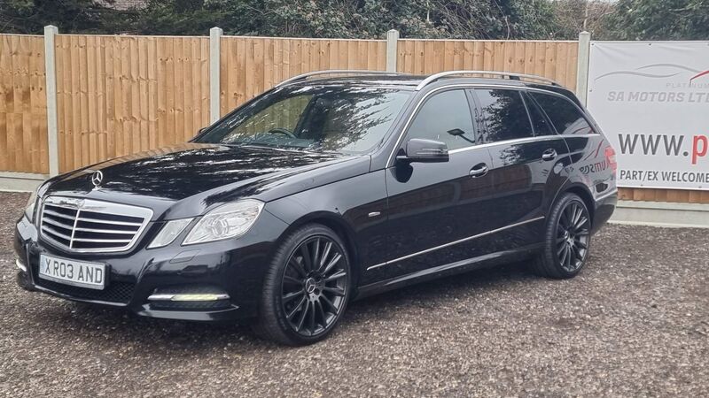 MERCEDES-BENZ E CLASS