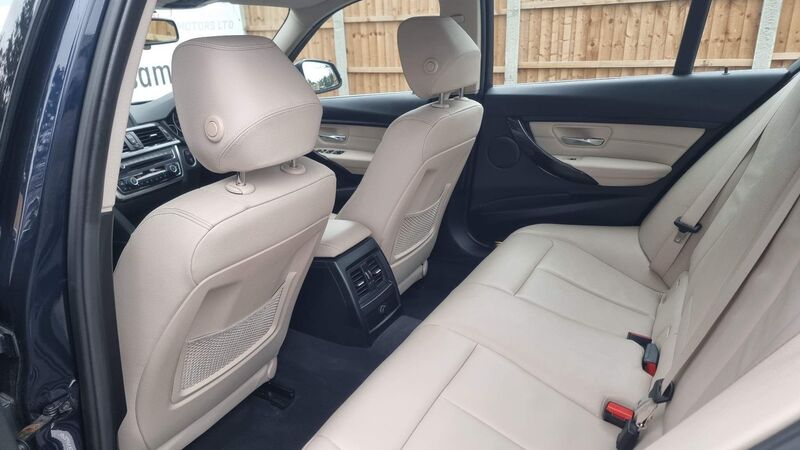 BMW 3 SERIES