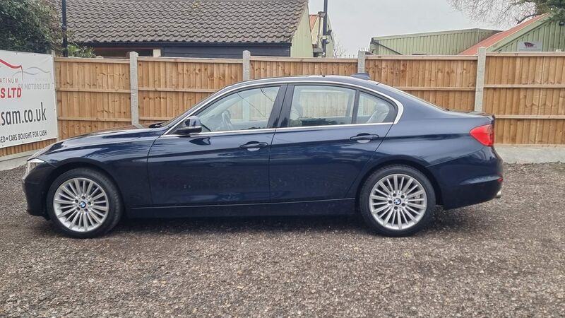 BMW 3 SERIES