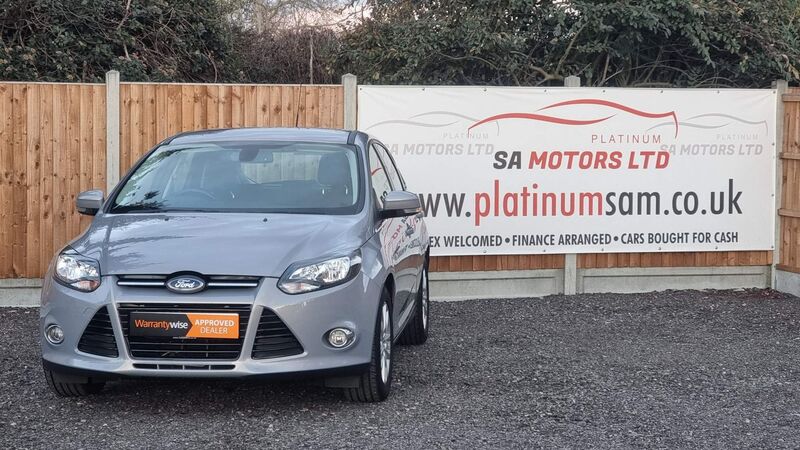 View FORD FOCUS 1.6 Titanium Navigator Powershift Euro 5 5dr