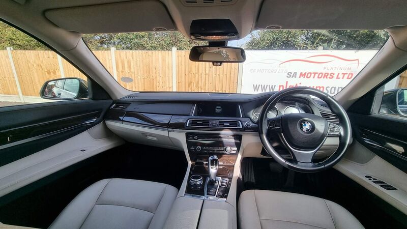 BMW 7 SERIES