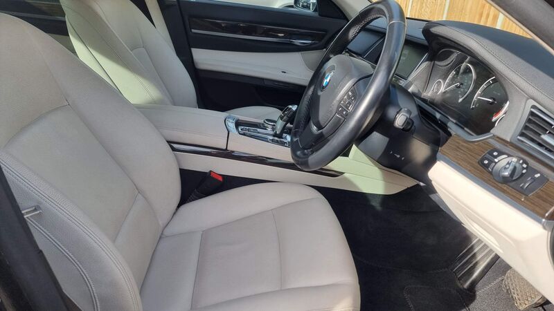 BMW 7 SERIES