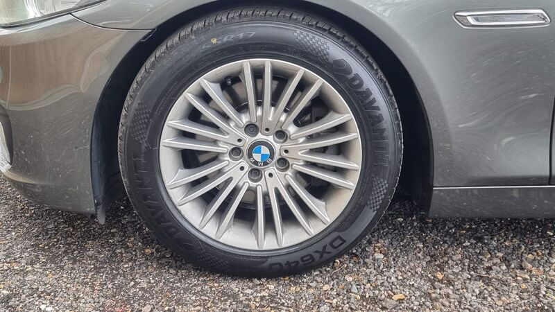 BMW 5 SERIES