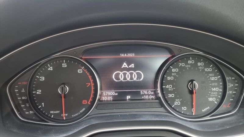 AUDI A4 AVANT