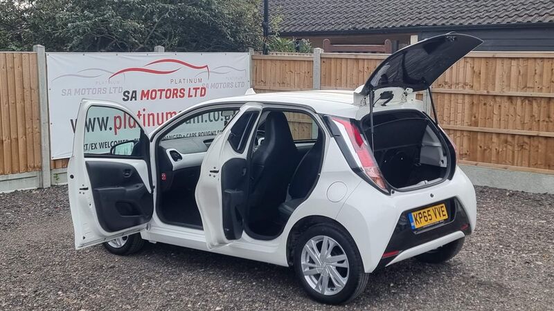 TOYOTA AYGO