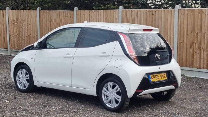 TOYOTA AYGO