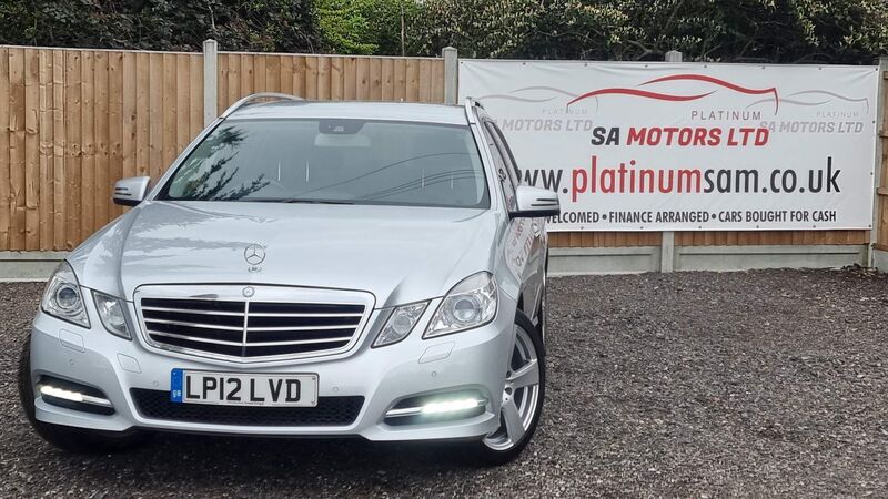 View MERCEDES-BENZ E CLASS 2.1 E250 CDI BlueEfficiency Avantgarde Tiptronic Euro 5 5dr