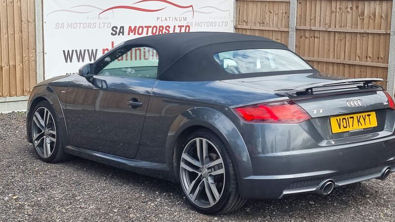 AUDI TT