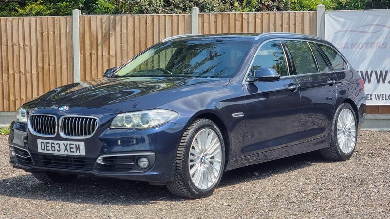 View BMW 5 SERIES 2.0 520d Luxury Touring Auto Euro 6 (s/s) 5dr