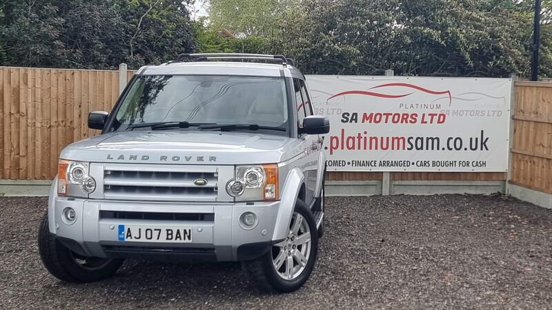 View LAND ROVER DISCOVERY 3 2.7 TD V6 HSE 5dr