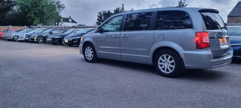 CHRYSLER GRAND VOYAGER