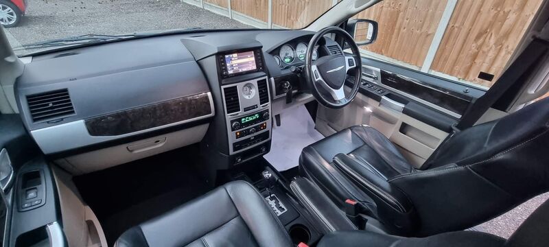 CHRYSLER GRAND VOYAGER
