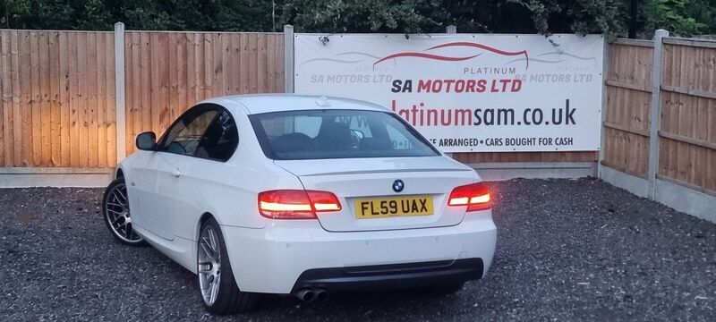 BMW 3 SERIES