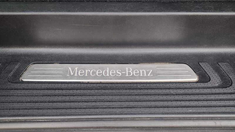 MERCEDES-BENZ V CLASS
